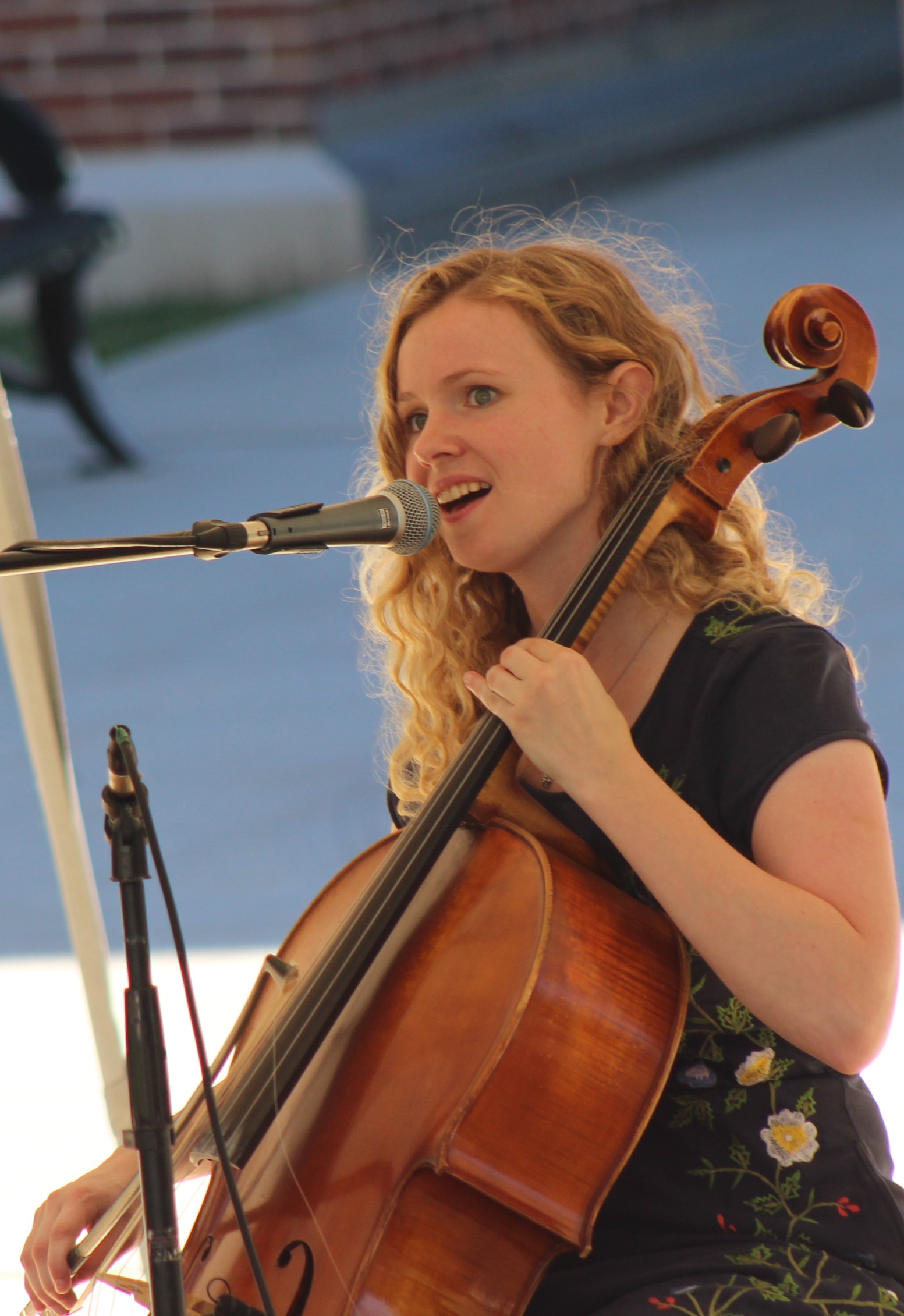 ellen gira